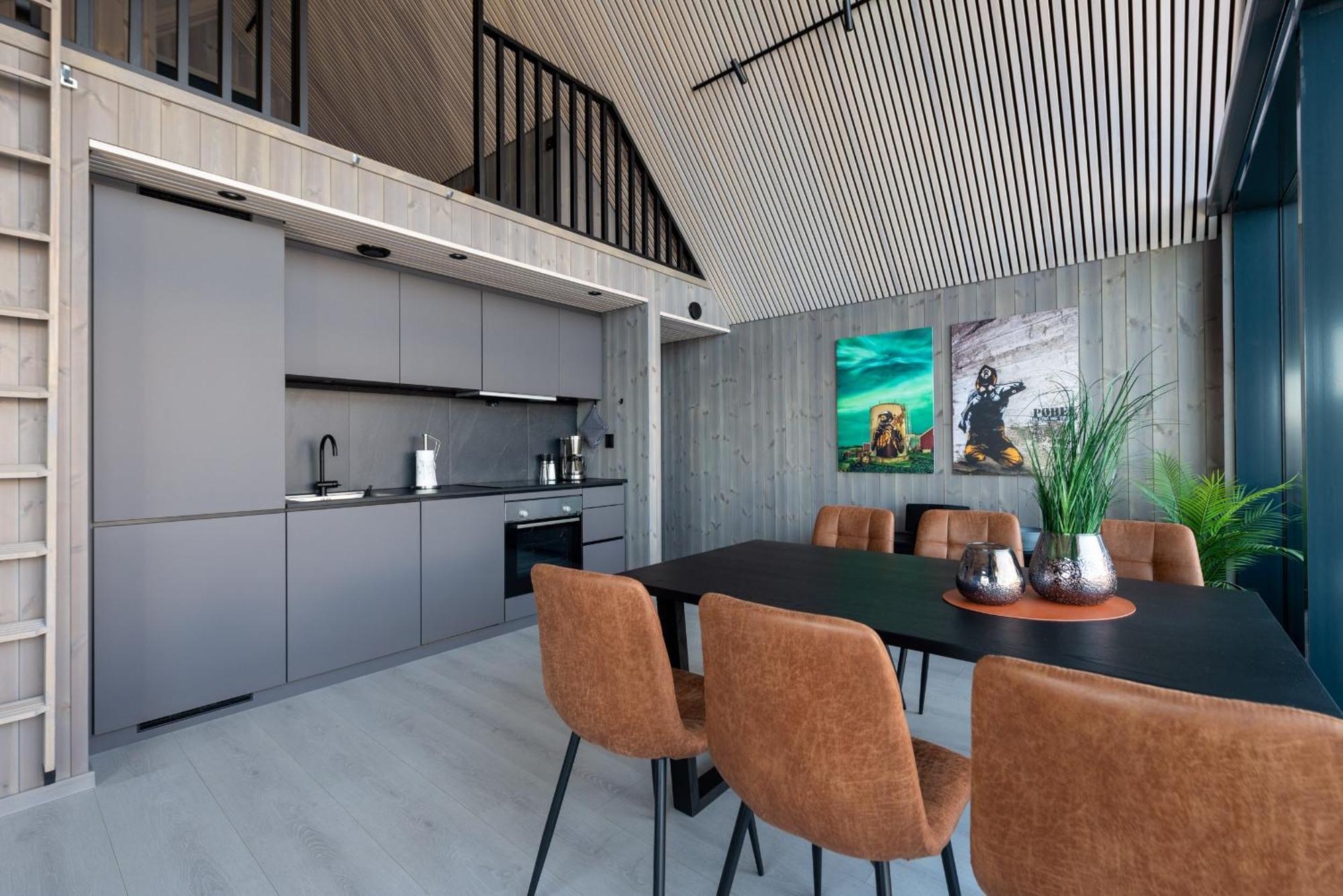 Cornerview Apartment Henningsvær Extérieur photo